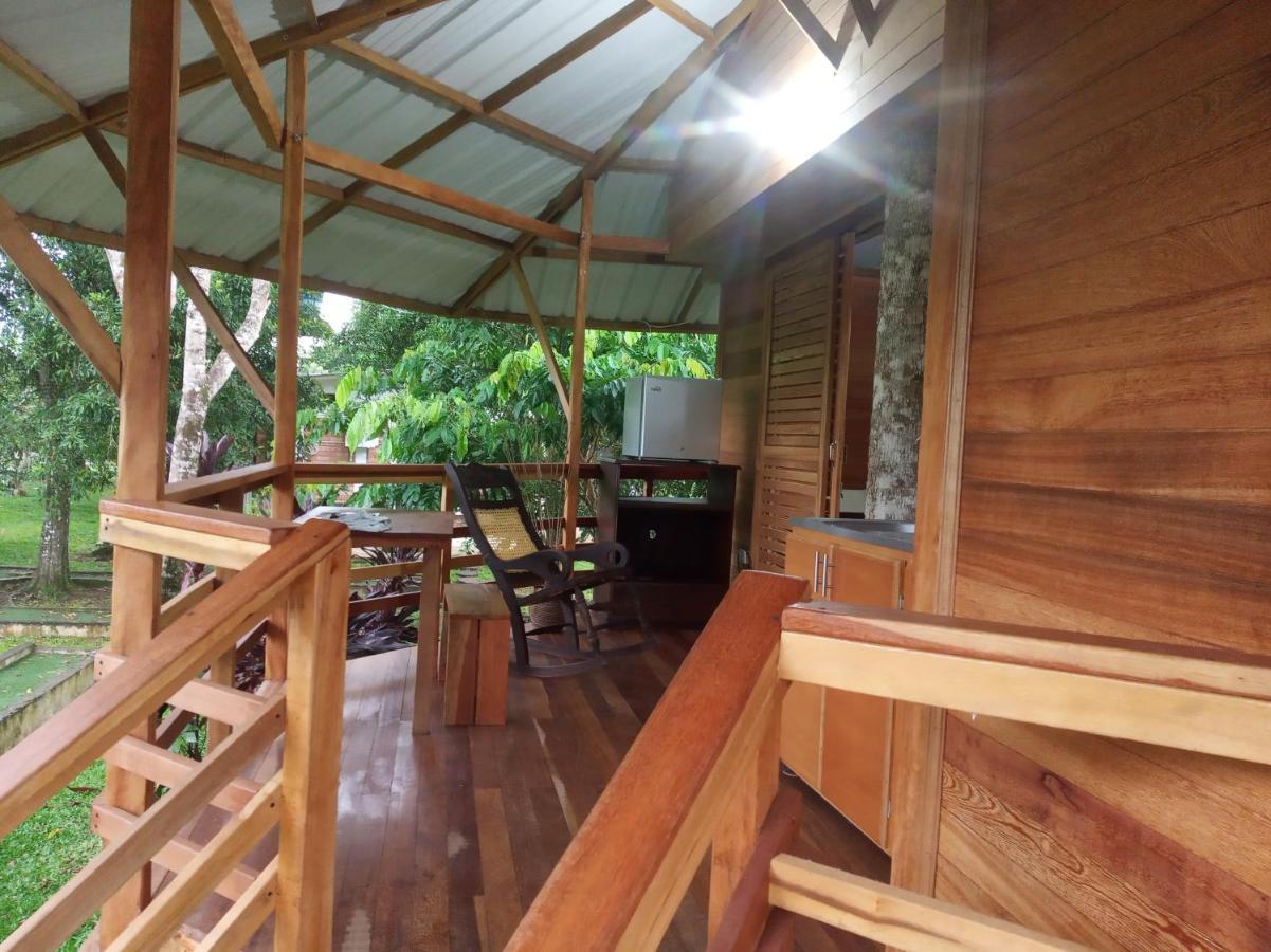 Hostal Suna Vito Puerto Asís Buitenkant foto