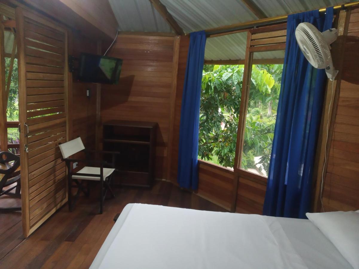 Hostal Suna Vito Puerto Asís Buitenkant foto