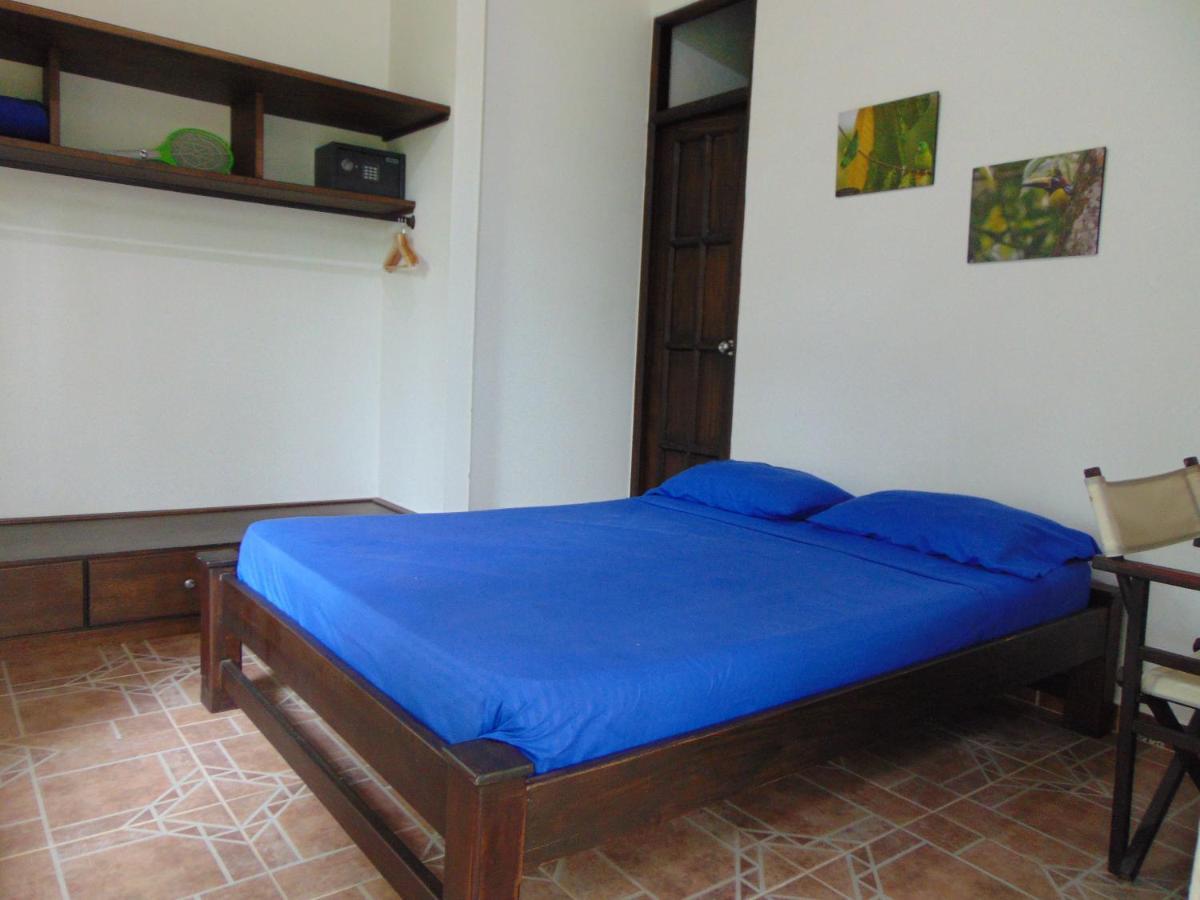 Hostal Suna Vito Puerto Asís Buitenkant foto