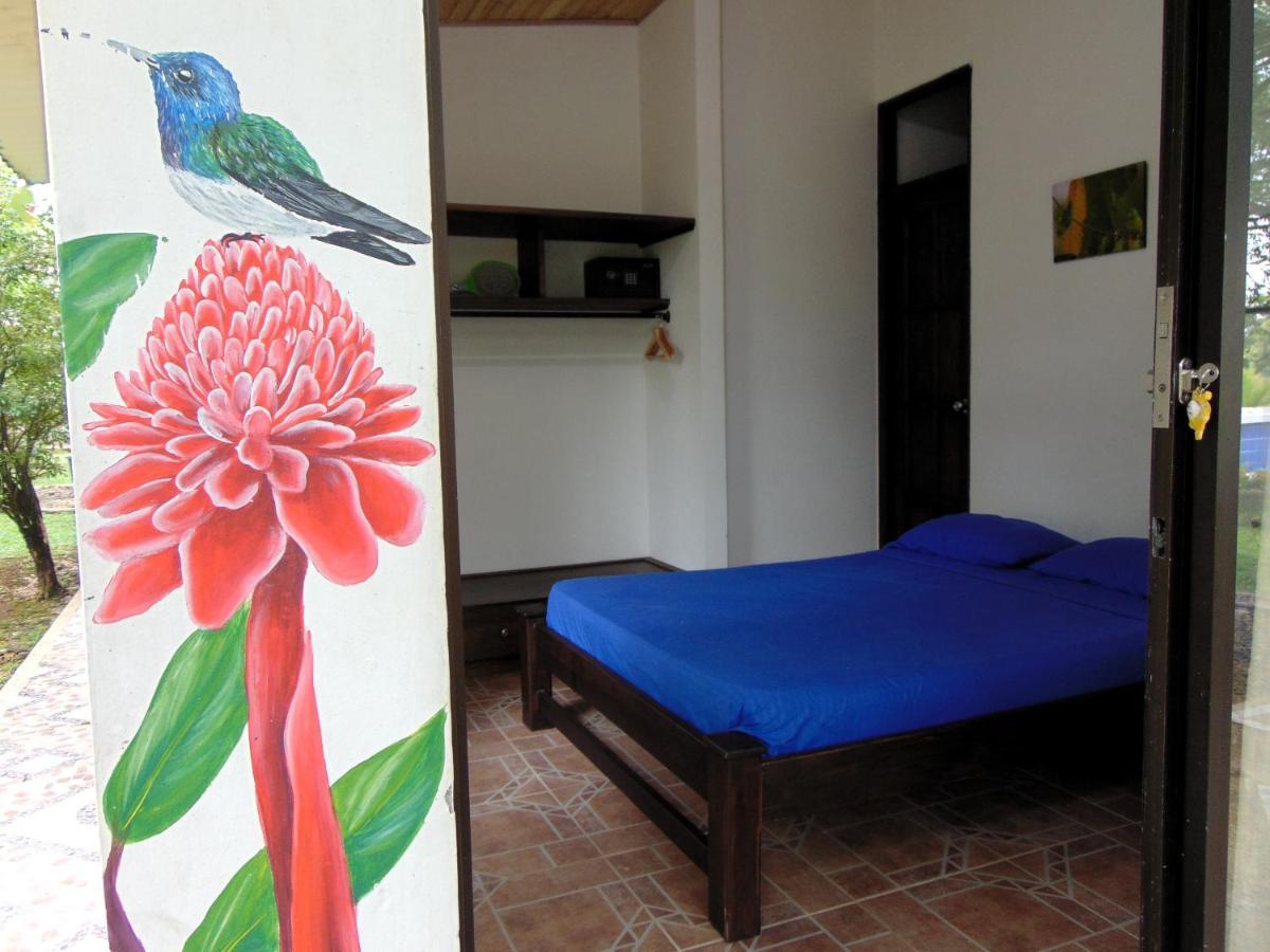 Hostal Suna Vito Puerto Asís Buitenkant foto