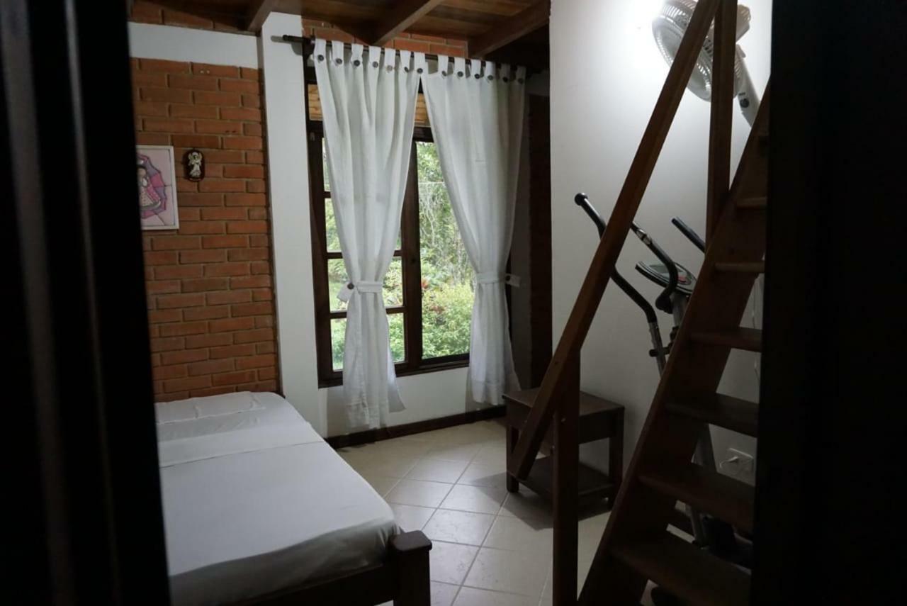 Hostal Suna Vito Puerto Asís Buitenkant foto